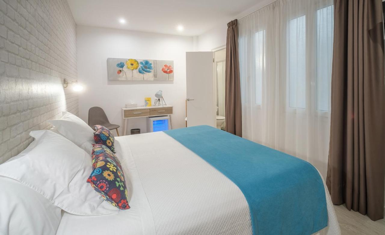 Hostal Menurka Ciutadella  Εξωτερικό φωτογραφία