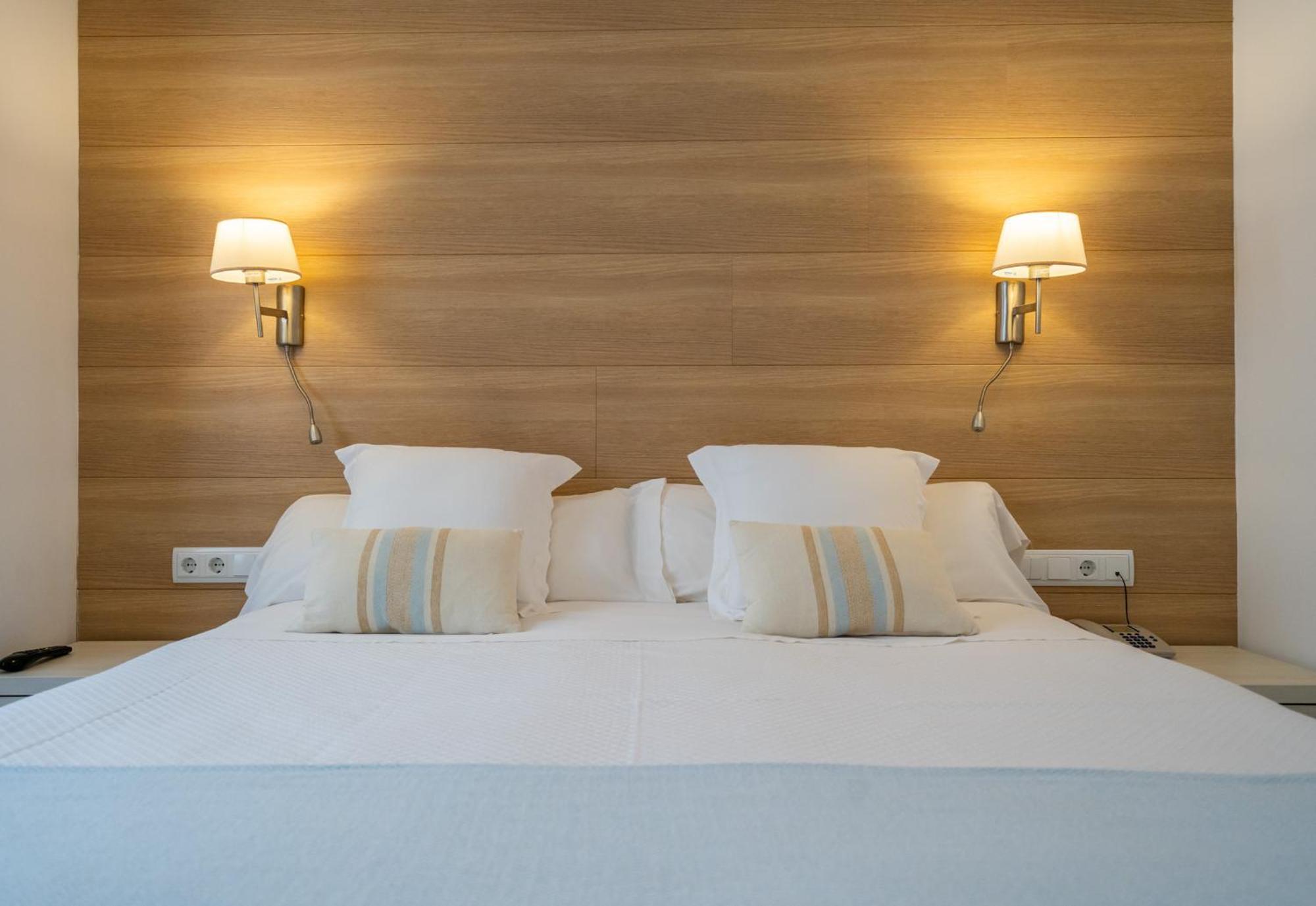 Hostal Menurka Ciutadella  Εξωτερικό φωτογραφία