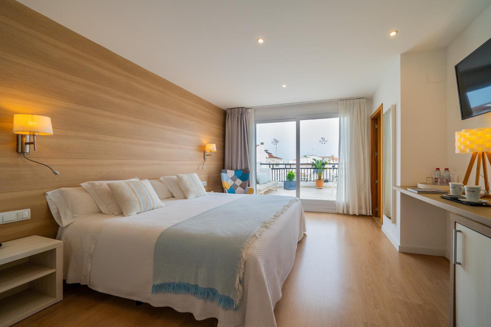 Hostal Menurka Ciutadella  Εξωτερικό φωτογραφία